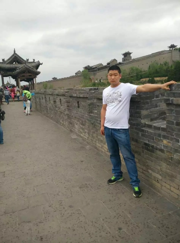 奥沙利龙的第一张照片--西安中老年相亲网