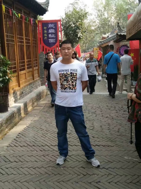 奥沙利龙的第二张照片--西安中老年相亲网